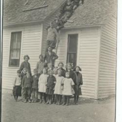 Students of Pope County School District #40 in 1915