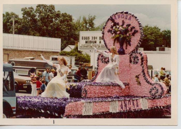 Anoka Royalty Parade Float