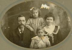 Mr. and Mrs. Ben Holte and two children