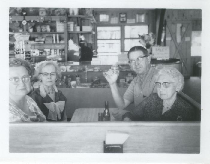Clara, Hannah, Elmo and Bessie Kaldahl at Fair Hills Resort