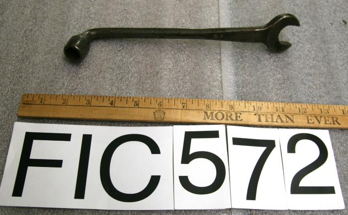 Wrench, Socket