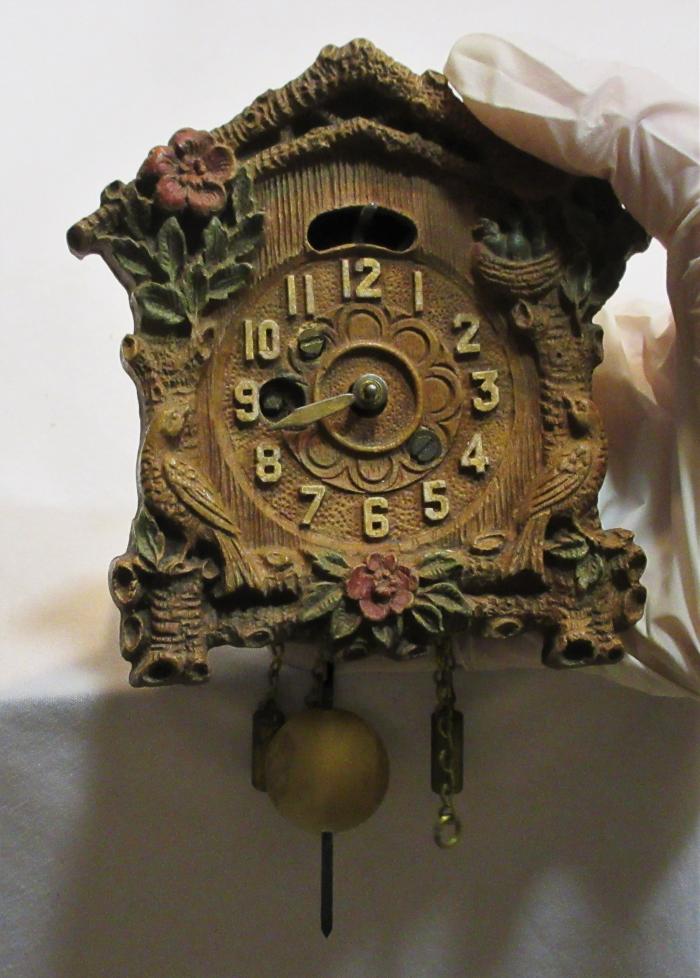 Cuckoo Clock, Novelty