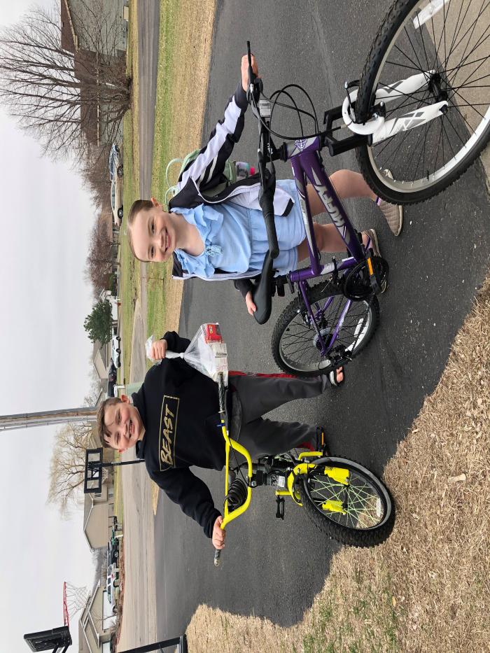 Rowles Children with Bicycles