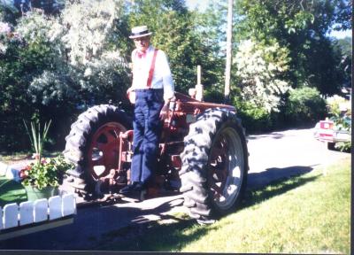 Manitou Days Parade Float