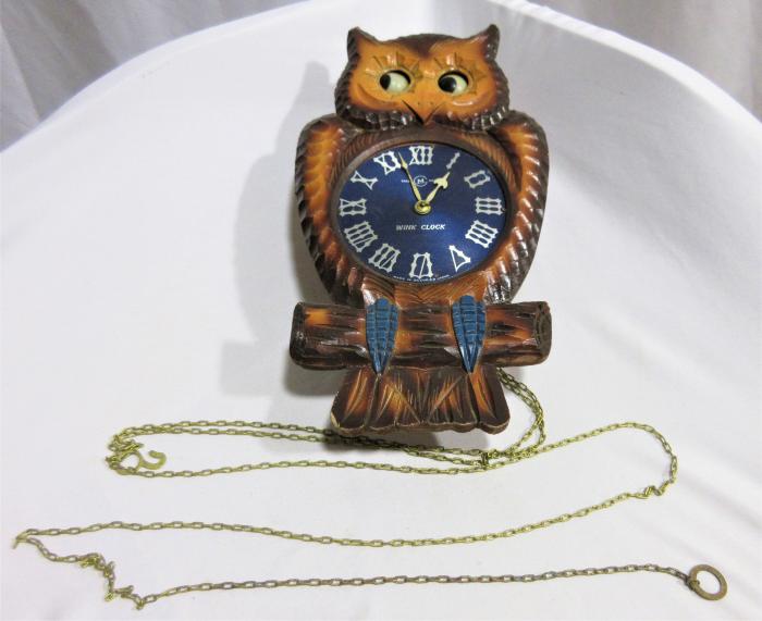 Clock, Novelty Wink
