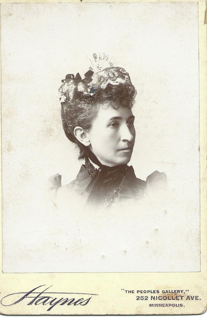 Black and white cabinet card photograph lady in fancy hat
