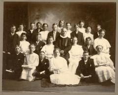 1907 Fron Lutheran Church Confirmation Class