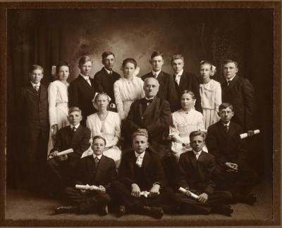 1917 Fron Lutheran Church Confirmation Picture