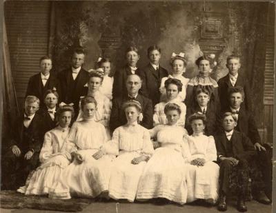 1904 Fron Lutheran Church Confirmation Class
