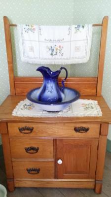 1800's washing stand from Louise Tessemer Mitchell's mother's (Brum) family.