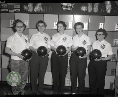 Lowry Skelly Bowling Team, Glenwood, Minnesota 