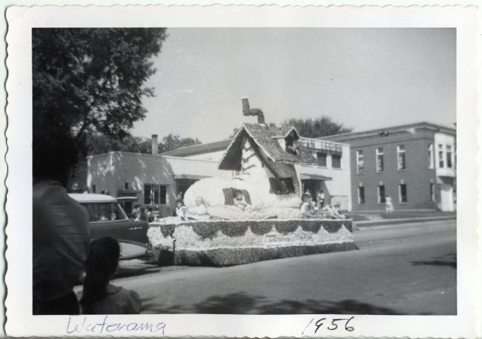 1956 Waterama Parade Unit