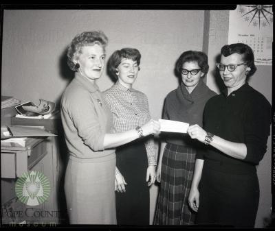 Jaycees Beauty Day Contest Winner, Mrs. Bill Bentrud of Glenwood Minnesota 