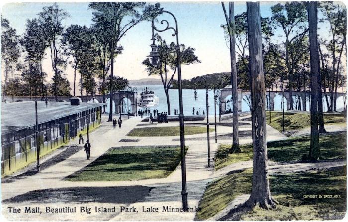 The Mall, Beautiful Big Island Park, Lake Minnetonka
