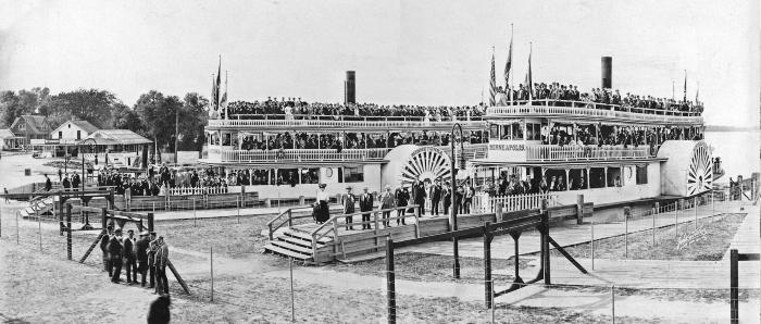 Steamboats Minnetonka and Minneapolis