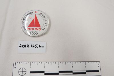 Pinback Button, Mound City Days", 2000