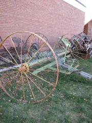 Dump Rake for Hay