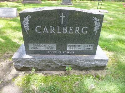 Carlberg, Gordon and Dorothy.JPG