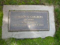 Carlberg, Gordon, WWII, 1926-2012 military.JPG