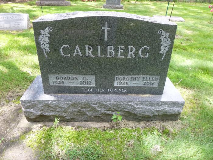 Carlberg, Gordon and Dorothy.JPG