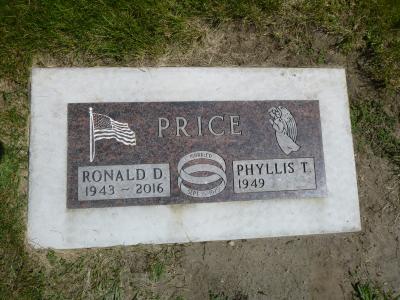 Price, Ronald and Phyllis.JPG