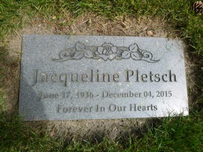 Pletsch, Jacqueline 1936-2015.JPG