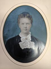 Tintype photograph of Anna (Kleven) Signalness