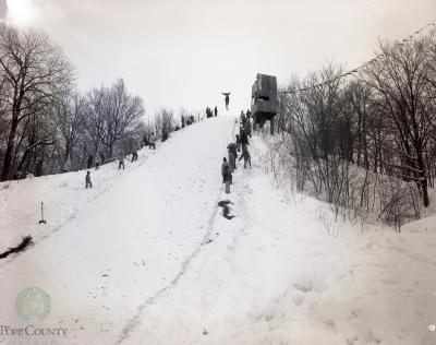 Glenhaven Hills Chalet And Ski Grounds A Popular Area, Glenwood, Minnesota 