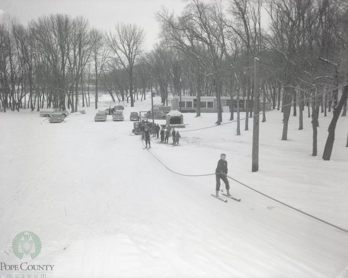 Glenhaven Hills Chalet And Ski Grounds A Popular Area, Glenwood, Minnesota 