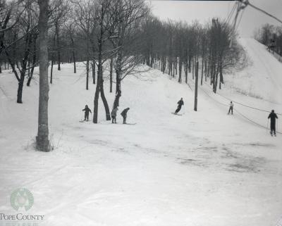 Glenhaven Hills Chalet And Ski Grounds A Popular Area, Glenwood, Minnesota 