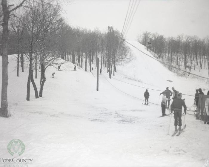 Glenhaven Hills Chalet And Ski Grounds A Popular Area, Glenwood, Minnesota 
