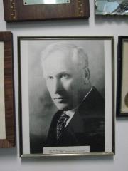 Dr. L.L. Gibbon