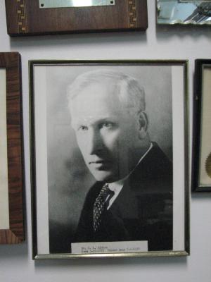 Dr. L.L. Gibbon