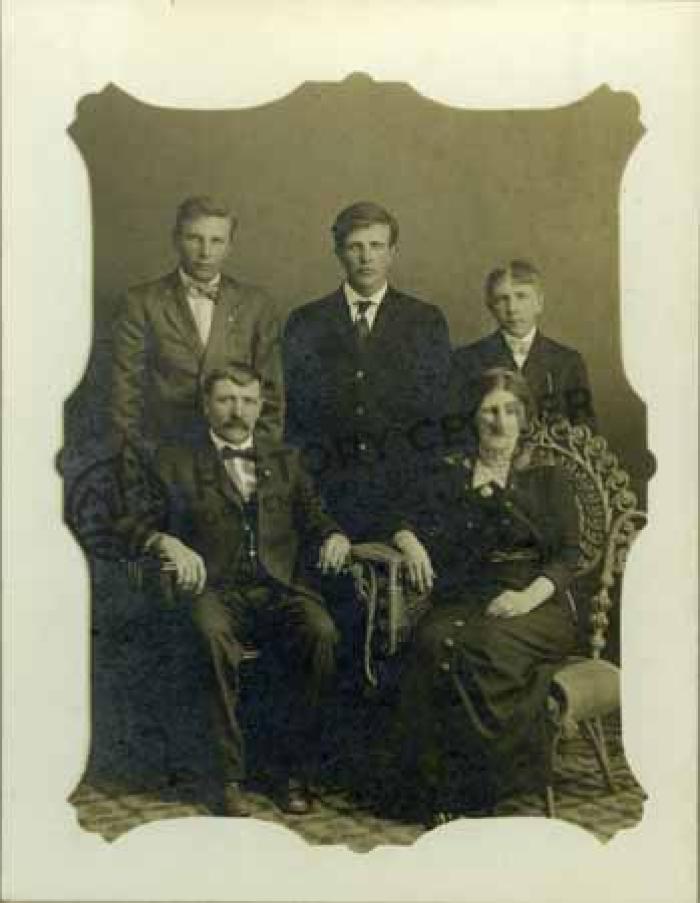 Mr. & Mrs. Henry Moehnke Family