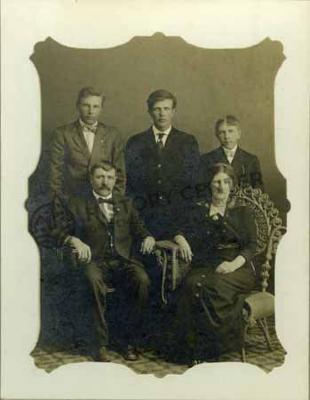 Mr. & Mrs. Henry Moehnke Family