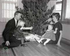 Reverend James Kragness And Family, Glenwood, Minnesota 