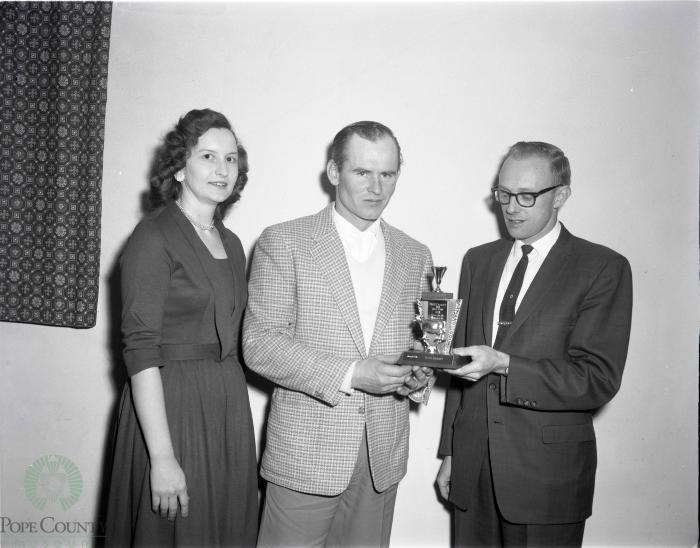 Glenn Bennett Awarded For Record Producing Herd In Pope County, Minnesota 