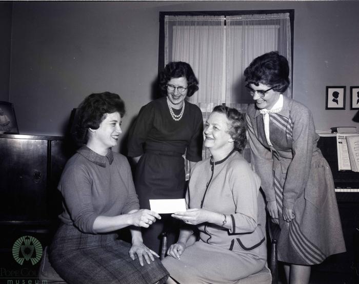 Mrs. Jaycees Beauty Day Drawing, Glenwood, Minnesota 