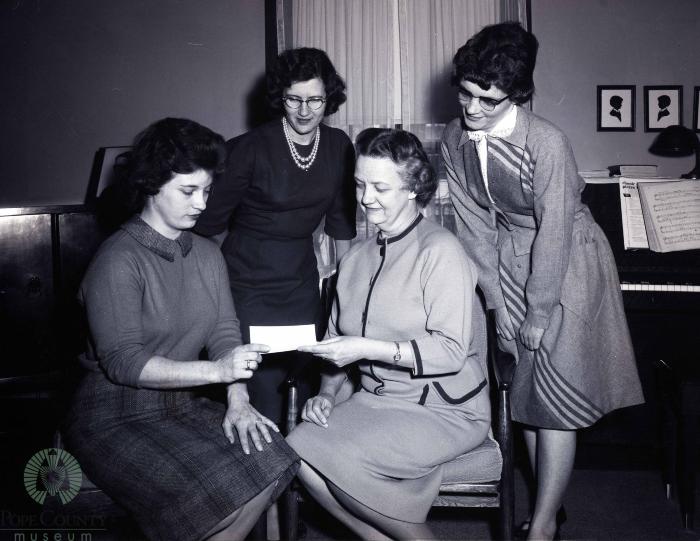 Mrs. Jaycees Beauty Day Drawing, Glenwood, Minnesota 