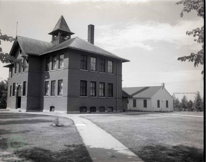  Ad - Lowry Elementary School, Lowry, Minnesota 