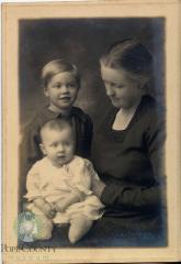 Clara Branae with her Children Harold and Margaret