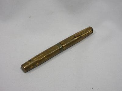 Lighter, Pen