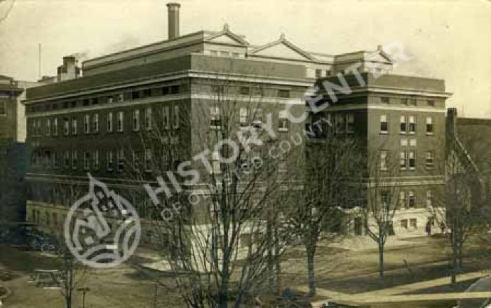 Mayo Clinic 1914 Building. Rochester, Minn.