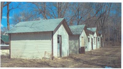 Herring's cabins at 2694 Maplewood Drive