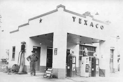 Dan's Texaco Station, Perham, Dan Doll owner