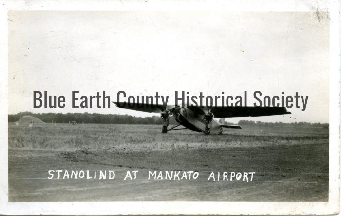 Stanolind at Mankato Airport