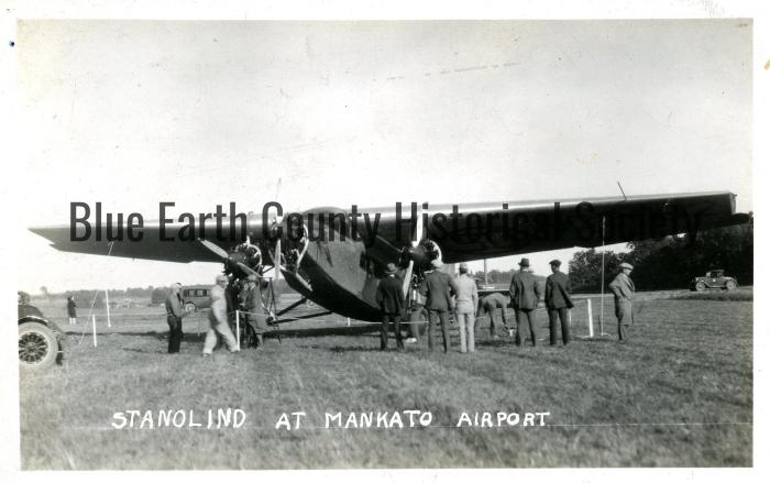 Stanolind at Mankato Airport