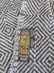 Woven shawl