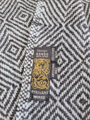 Woven shawl