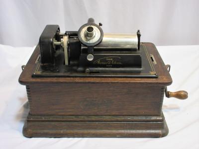 Phonograph